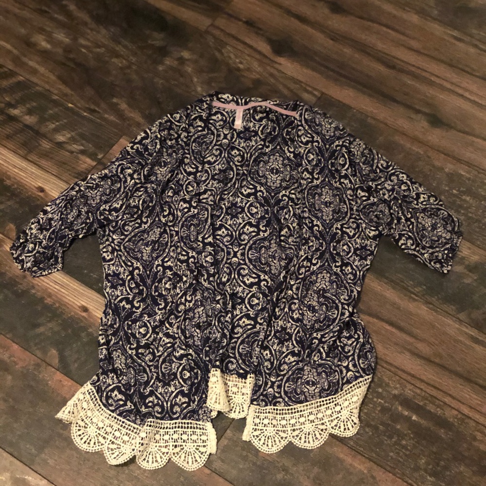 Cardigan - Picture 1 of 3